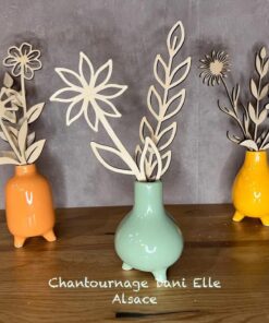 Vase avec ses 3 fleurs